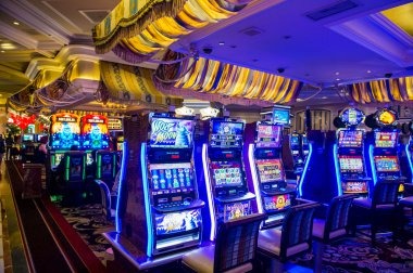 Live Angka Main draw on qqemas slot mobile app showing number selection and real-time results